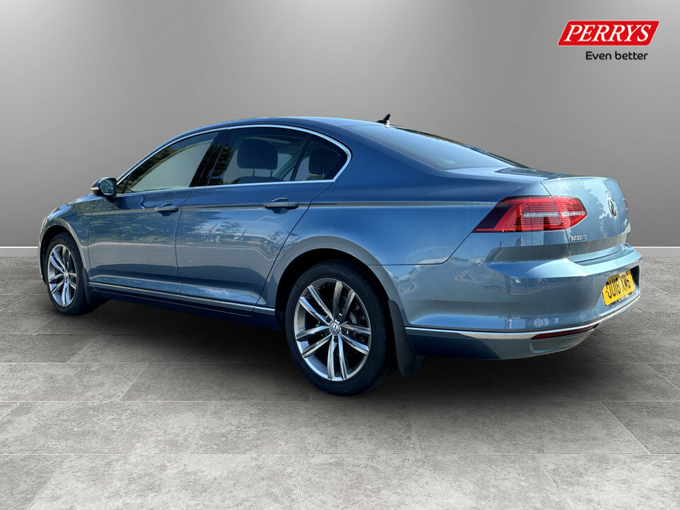 Volkswagen Passat 2.0 Tdi Gt Panoramic Roof Blue #5