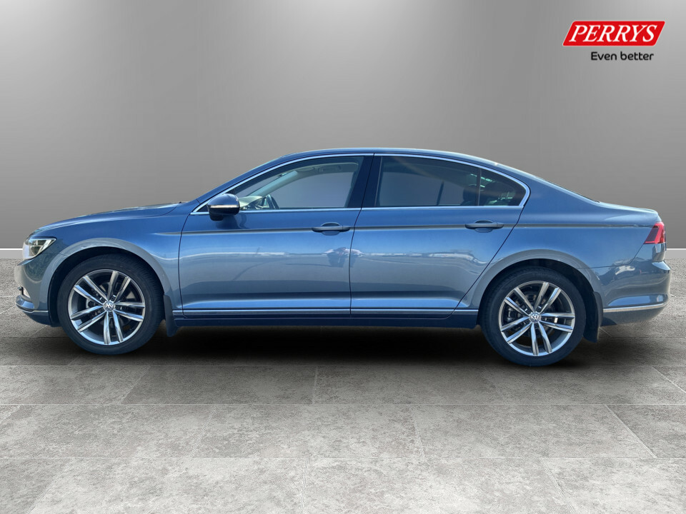 Volkswagen Passat 2.0 Tdi Gt Panoramic Roof Blue #4