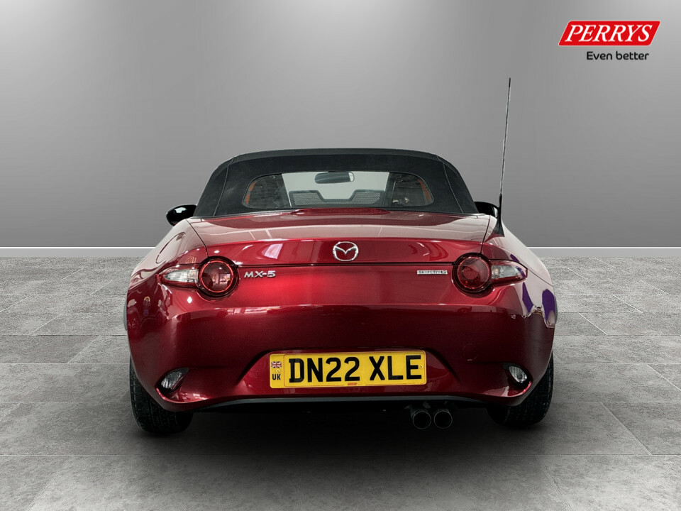 Mazda MX-5 1.5 132 Se-l Red #6
