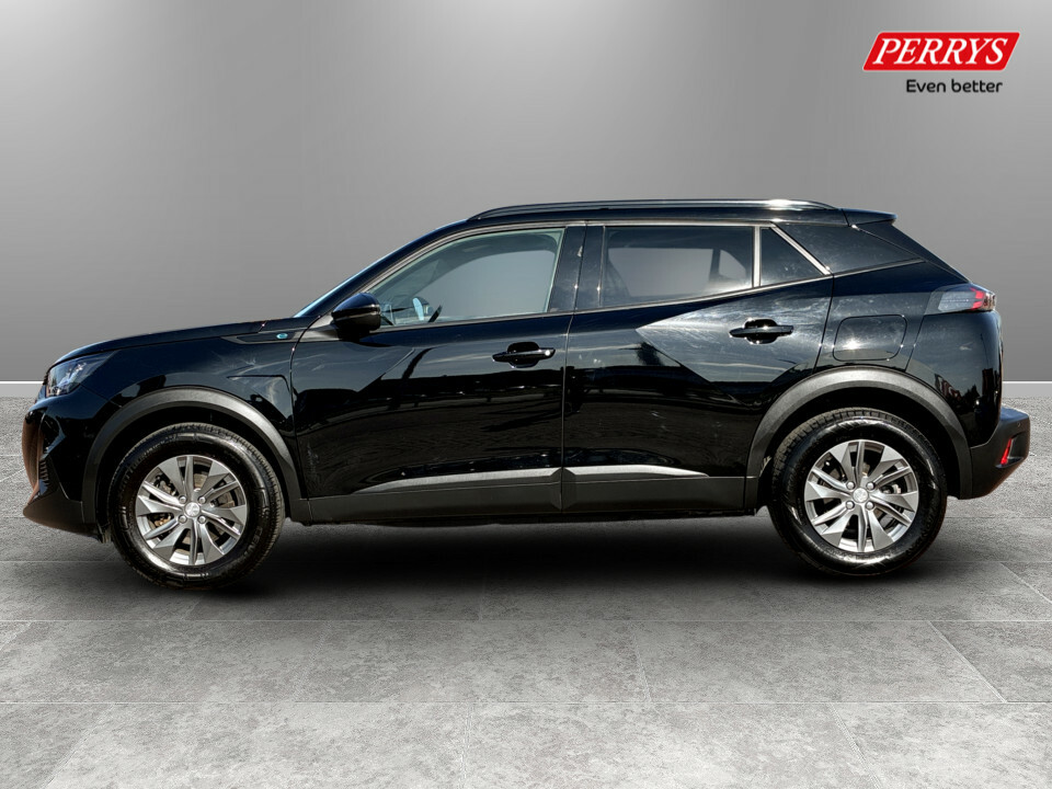 Peugeot e-2008 100Kw Active Premium 50Kwh DA23EHG Black #4