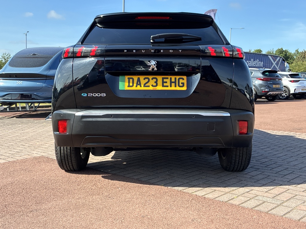 Peugeot e-2008 100Kw Active Premium 50Kwh Black #6