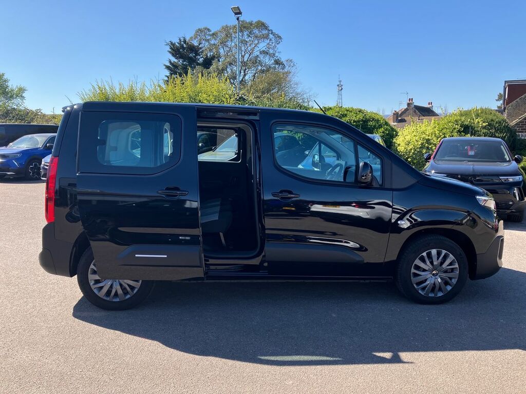 Citroen e-Berlingo 800 50Kwh Driver Edition M Panel Van Black #33