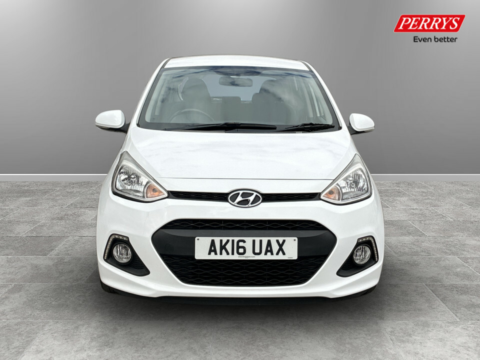 Hyundai I10 1.2 Premium White #2