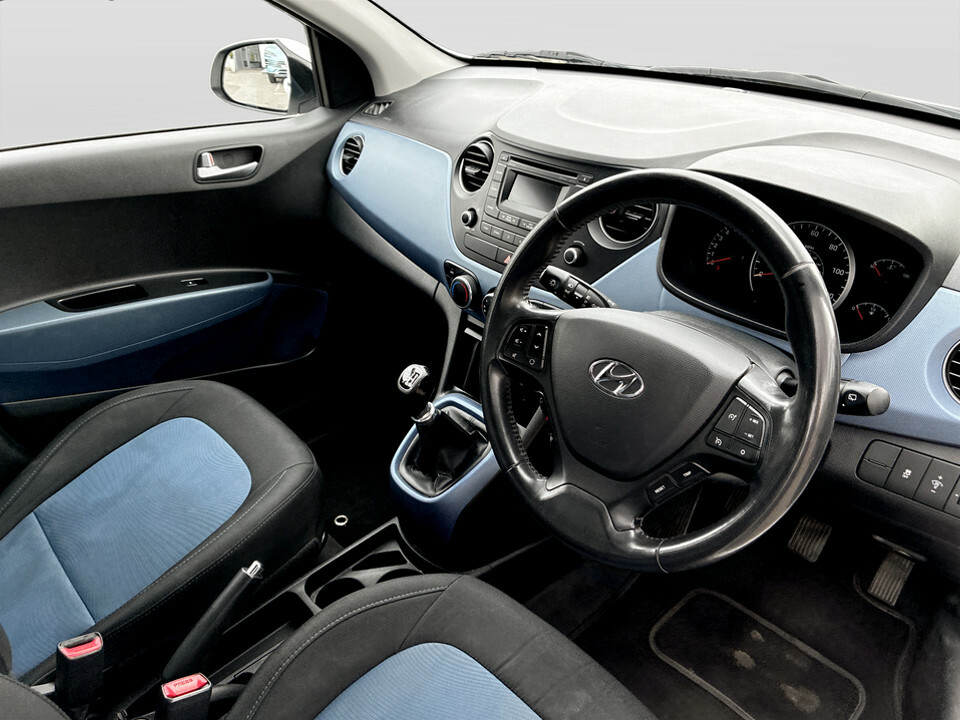 Hyundai I10 White #25