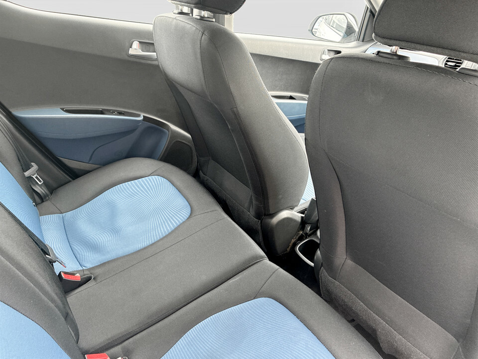Hyundai I10 White #14