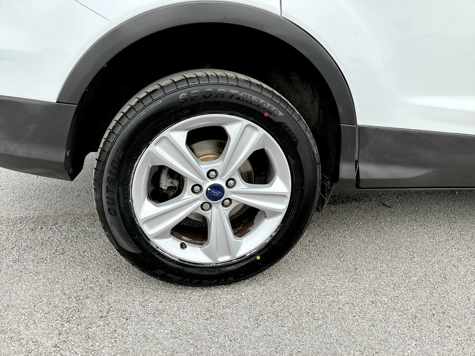 Ford Kuga 2.0 Titanium Tdci 148 Bhp White #10