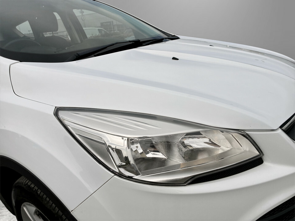 Ford Kuga 2.0 Titanium Tdci 148 Bhp White #9