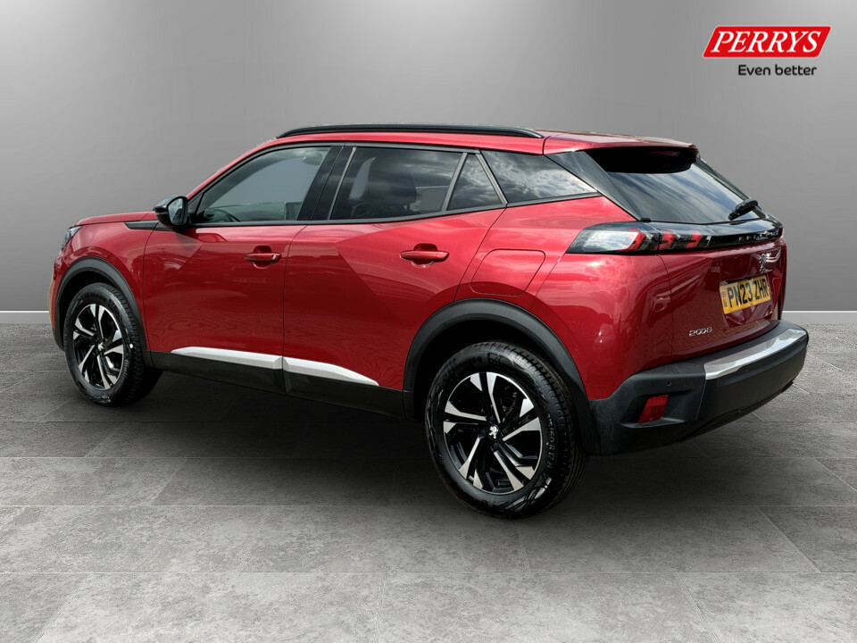 Peugeot 2008 1.2 Puretech Allure Premium Red #5