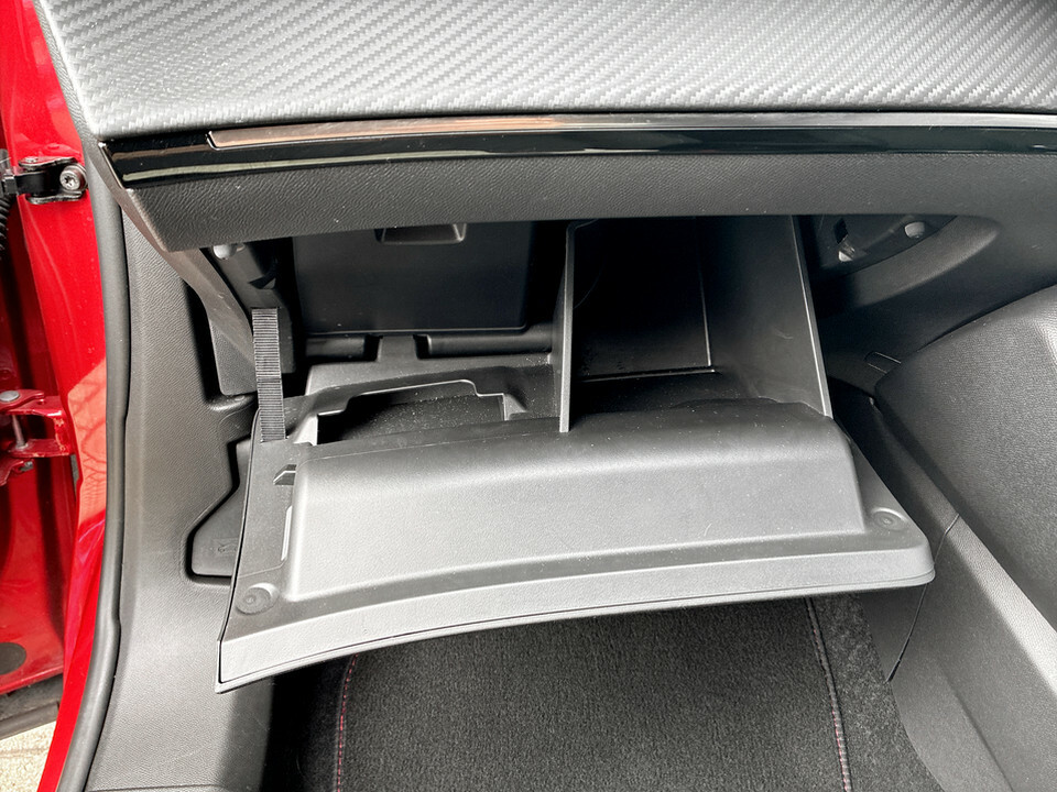 Peugeot 2008 1.2 Puretech Active Premium Grey #31