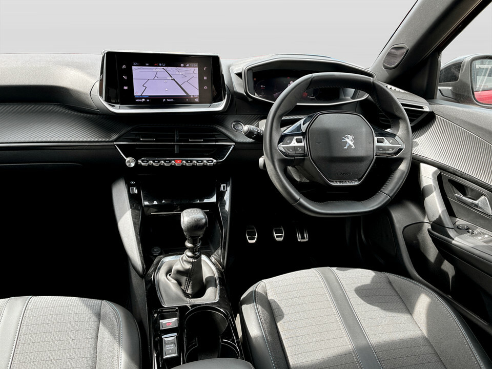 Peugeot 2008 1.2 Puretech Active Premium Grey #17