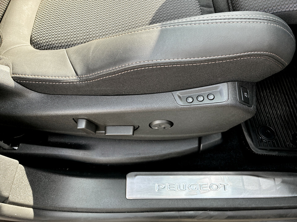 Peugeot 3008 Active Premium Grey #39