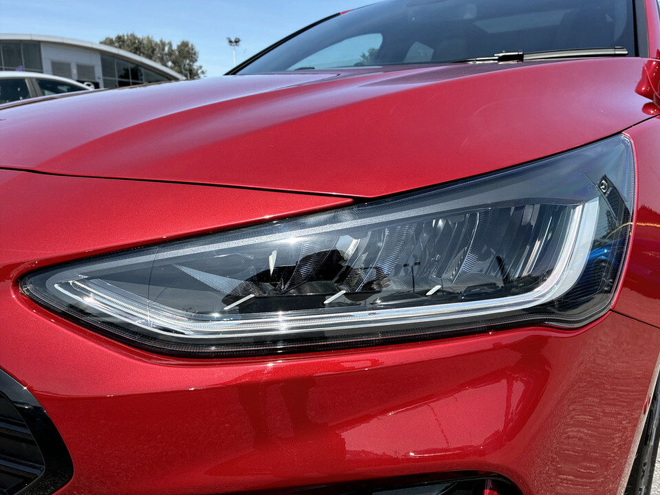 Ford Focus 1.0 Ecoboost Hybrid Mhev 155 Active X Red #10