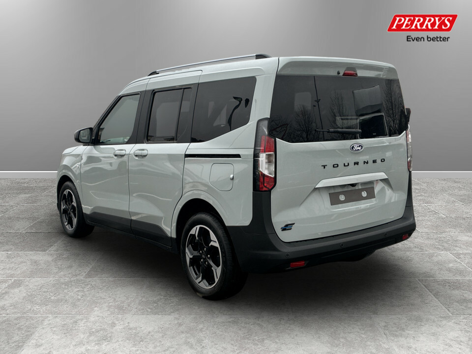 Ford Tourneo Courier 100Kw Titanium 43Kwh Driver Assist Grey #5
