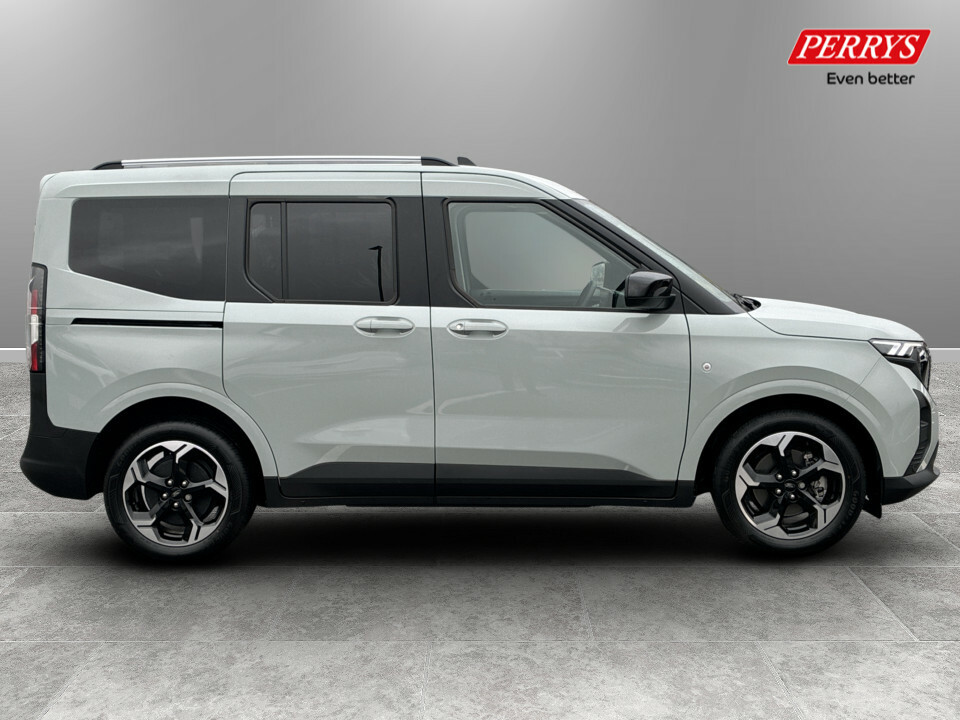 Ford Tourneo Courier 1.0 Active 7Spd 125Ps SL26UKF Green #8