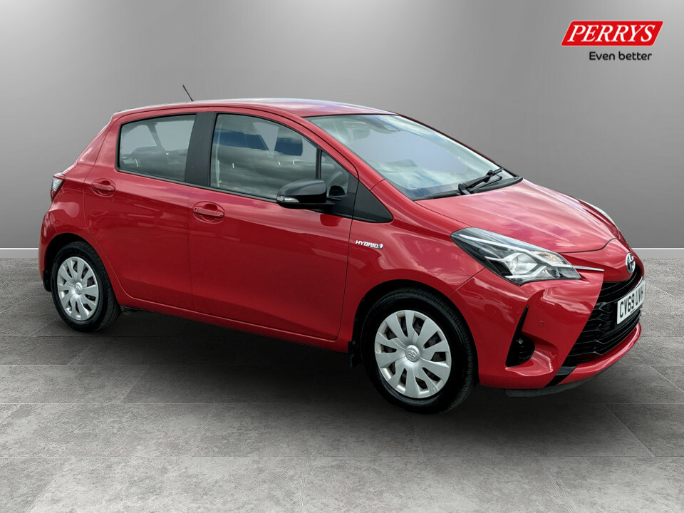 Toyota Yaris 1.5 Hybrid Active Cvt Red