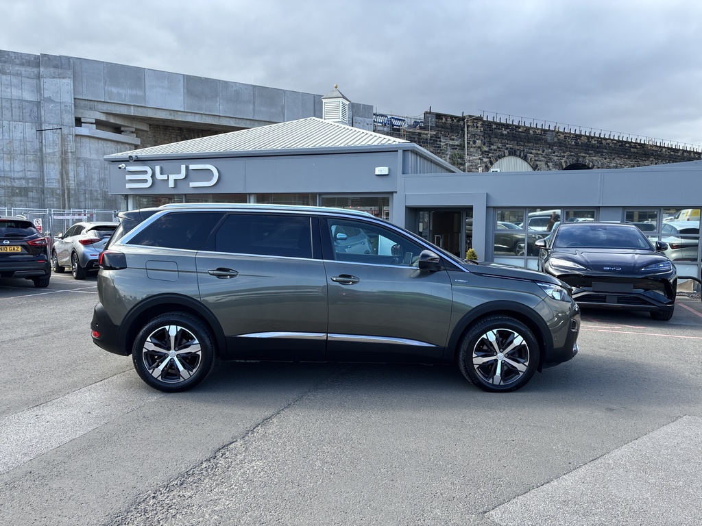 Peugeot 5008 1.2 Puretech Gt Line Grey #5