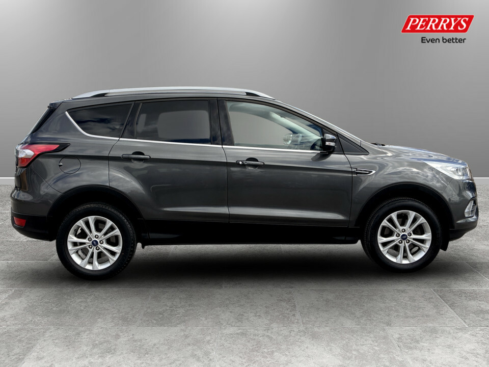 Ford Kuga 1.5 Tdci 120 2Wd Black #8