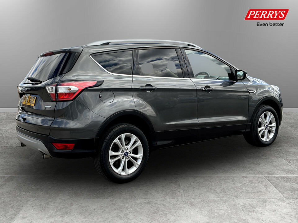 Ford Kuga 1.5 Tdci 120 2Wd Black #7