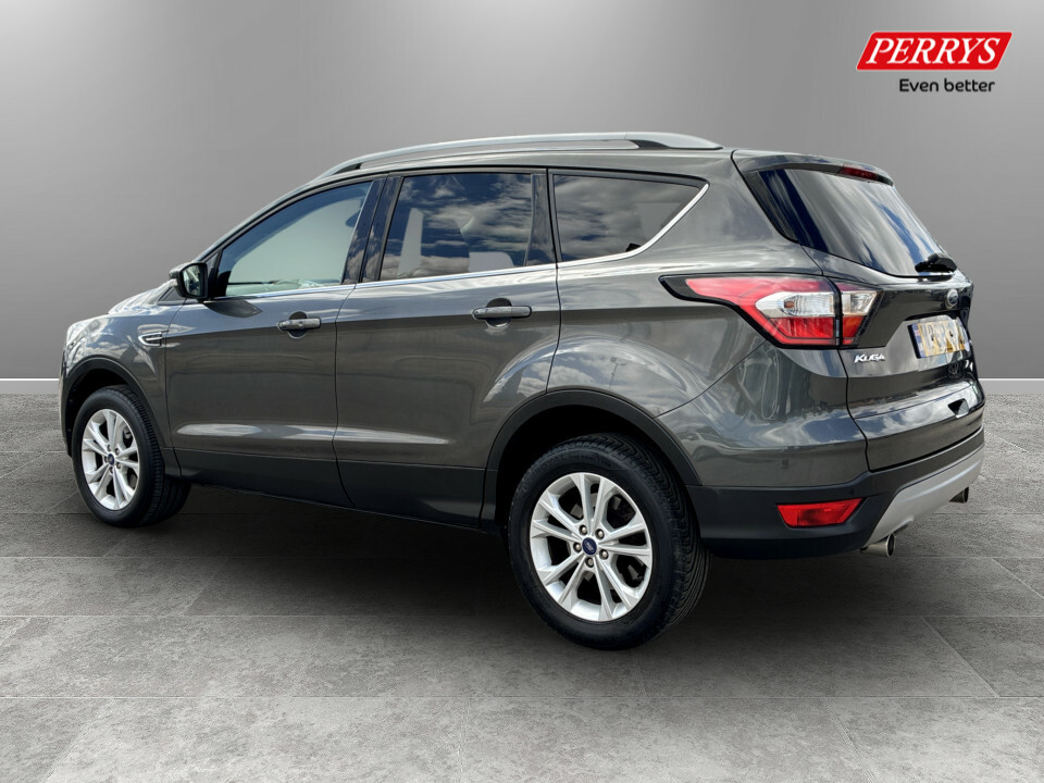 Ford Kuga 1.5 Ecoboost Titanium 2Wd Grey #5