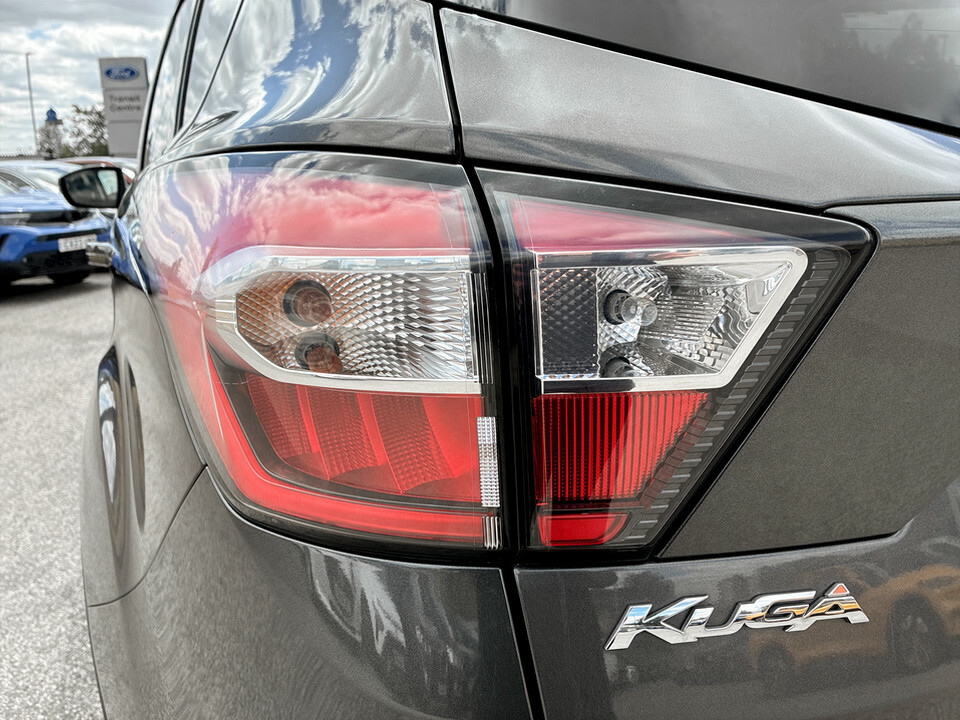 Ford Kuga 1.5 Tdci 120 2Wd Black #11