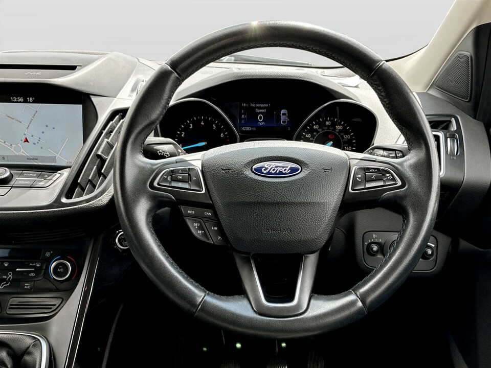 Ford Kuga 1.5 Tdci 120 2Wd Black #16