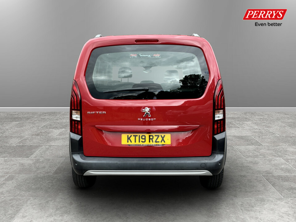 Peugeot Rifter 1.5 Bluehdi 130 Allure Eat8 Red #6