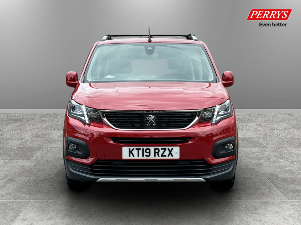 Peugeot Rifter 1.5 Bluehdi 130 Allure Eat8 Red #2