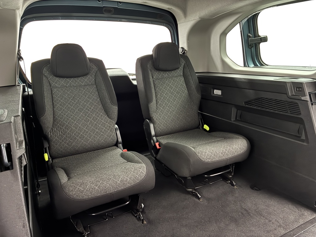 Vauxhall Combo-e Life 100Kw Ultimate XL 52Kwh White #15