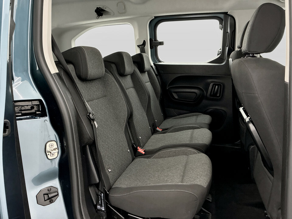 Vauxhall Combo-e Life 100Kw Ultimate XL 52Kwh White #14