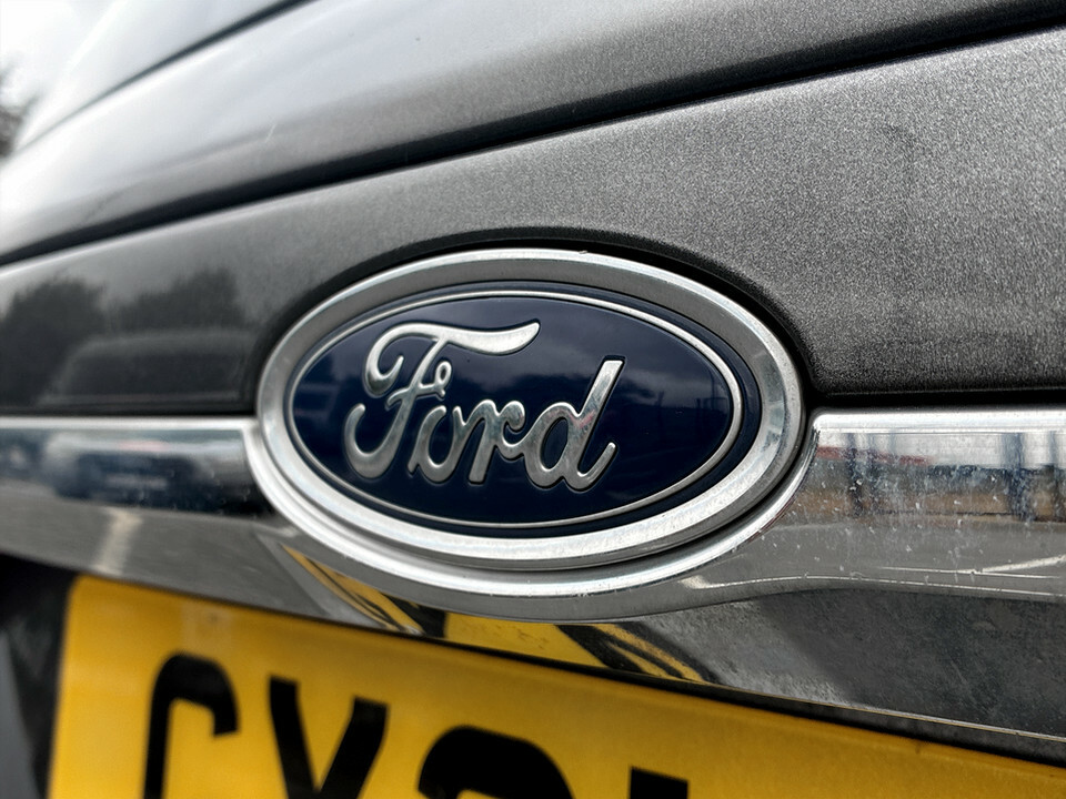 Ford Mondeo 2.0 Hybrid Titanium Edition Blue #28