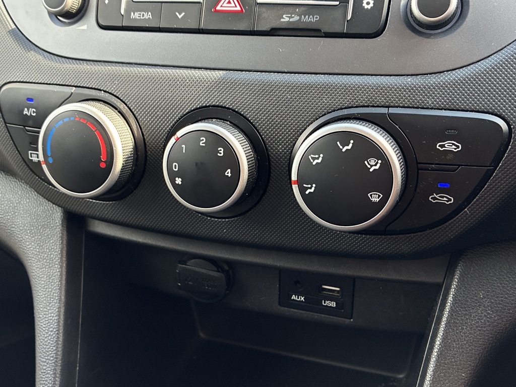 Hyundai I10 Mpi Premium Blue #24