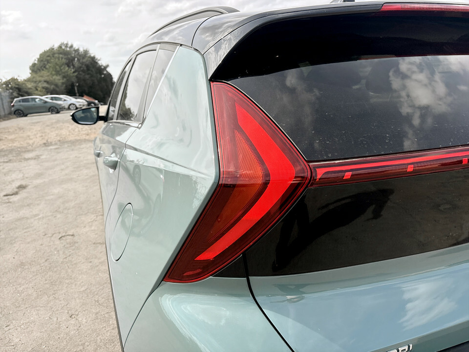Hyundai Bayon Ultimate T-gdi Red #11