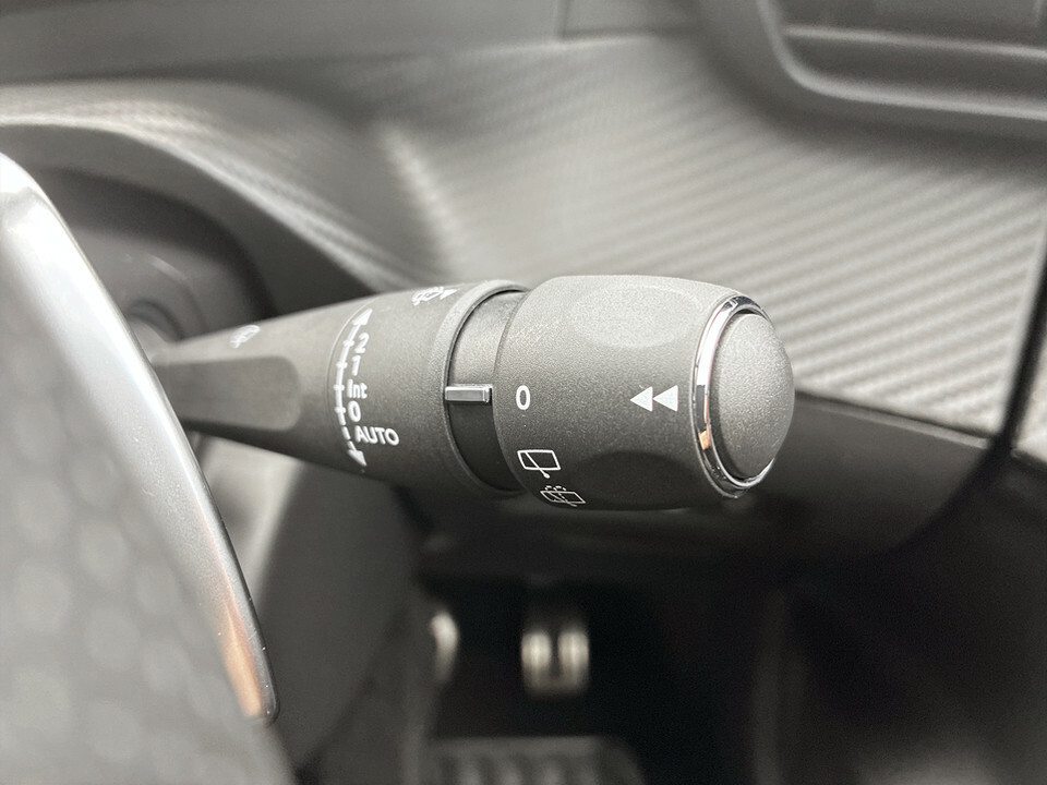 Peugeot 208 Allure Grey #27