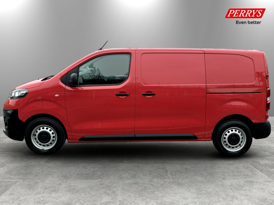 Vauxhall Vivaro 3100 100Kw Dynamic 50Kwh H1 Van Red #5