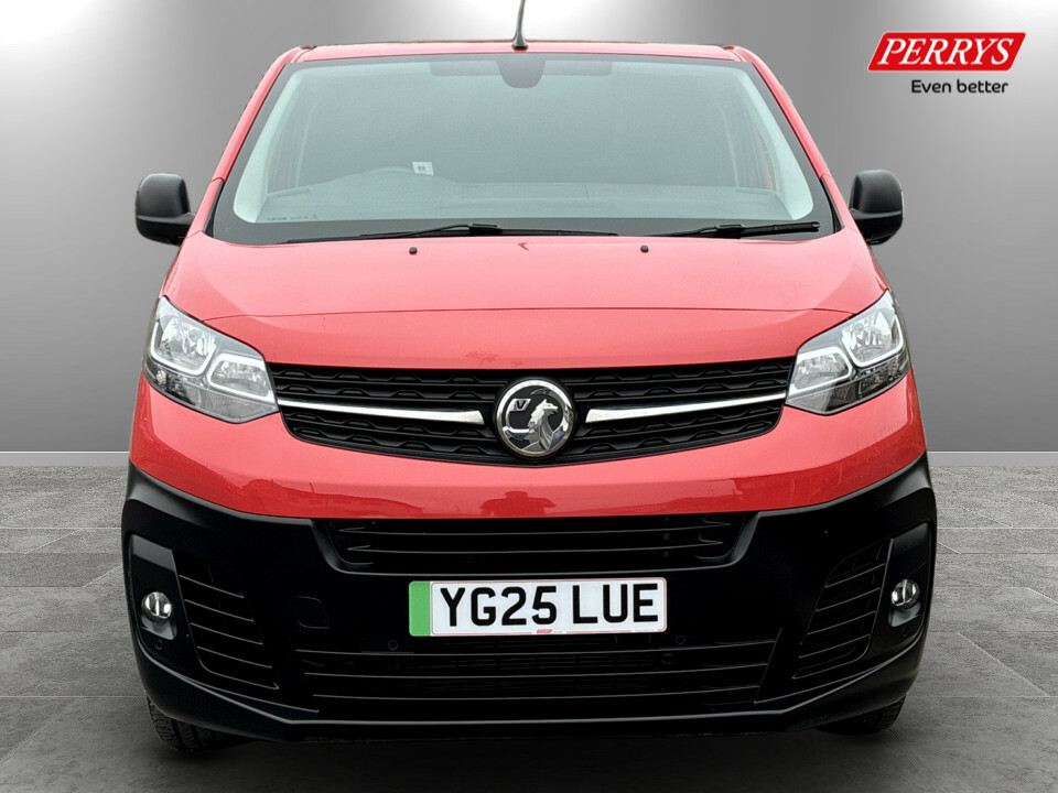 Vauxhall Vivaro 3100 100Kw Dynamic 50Kwh H1 Van Red #3