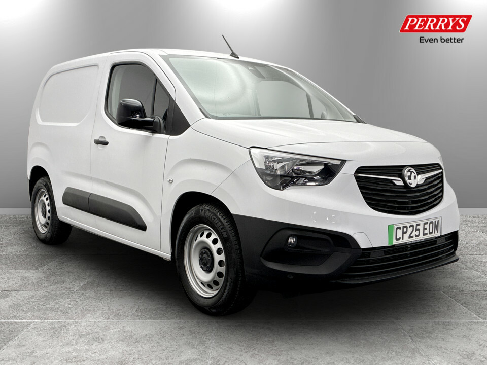 Vauxhall Combo-e Life 2300 100Kw Dynamic 50Kwh H1 Van White