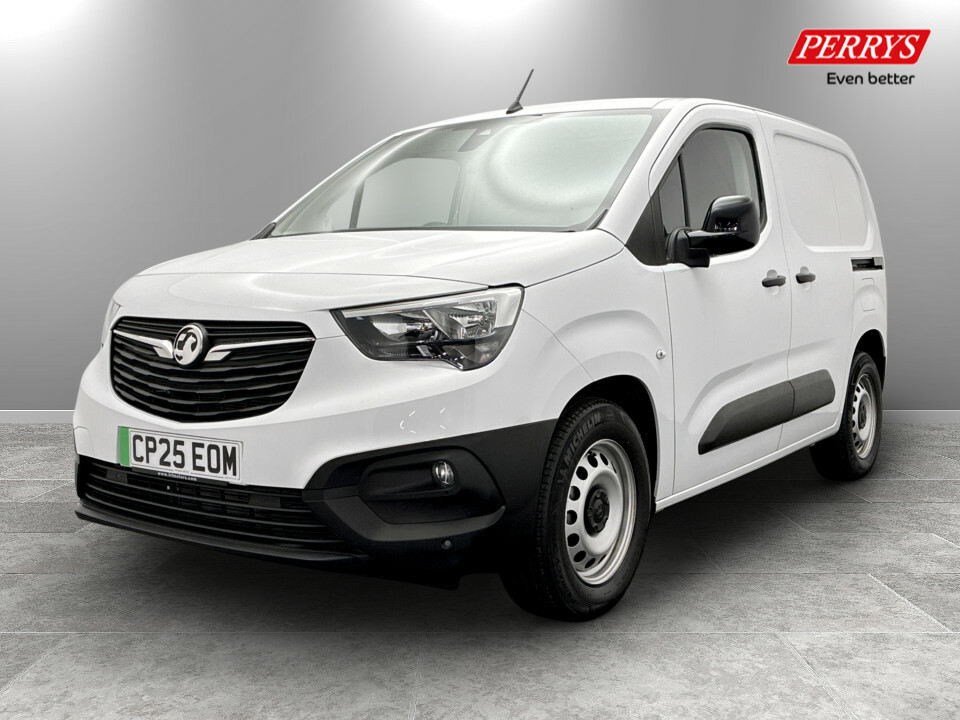 Vauxhall Combo-e Life 2300 100Kw Dynamic 50Kwh H1 Van White #3