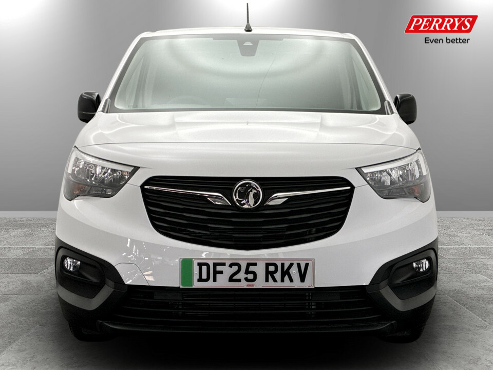 Vauxhall Combo-e Life 100Kw Prime 52Kwh H1 Van White #6