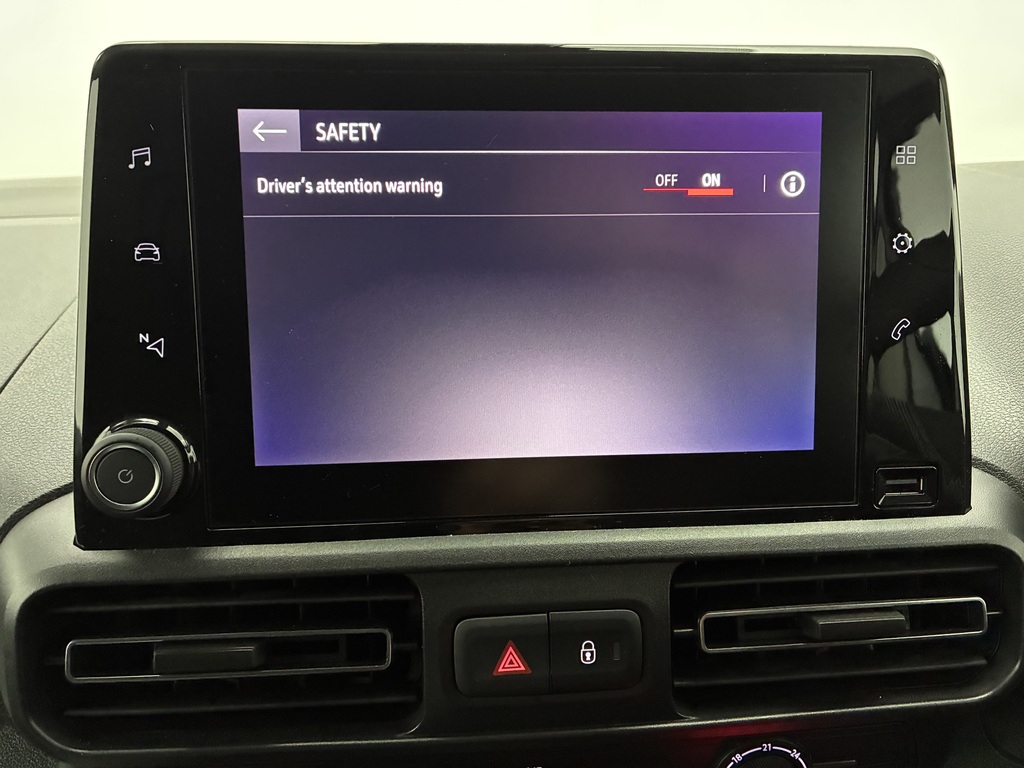 Vauxhall Combo-e Life 100Kw Prime 52Kwh H1 Van White