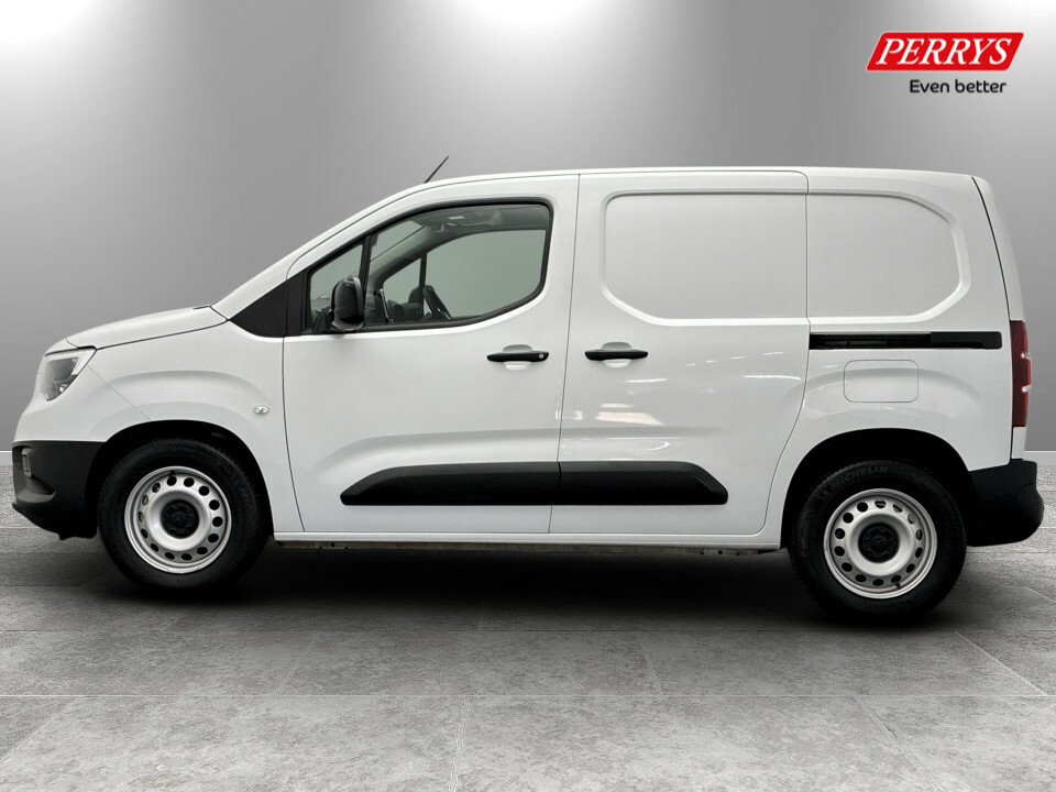 Vauxhall Combo-e Life 100Kw Prime 52Kwh H1 Van White #5