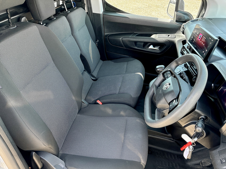 Vauxhall Combo Prime Plus White #40