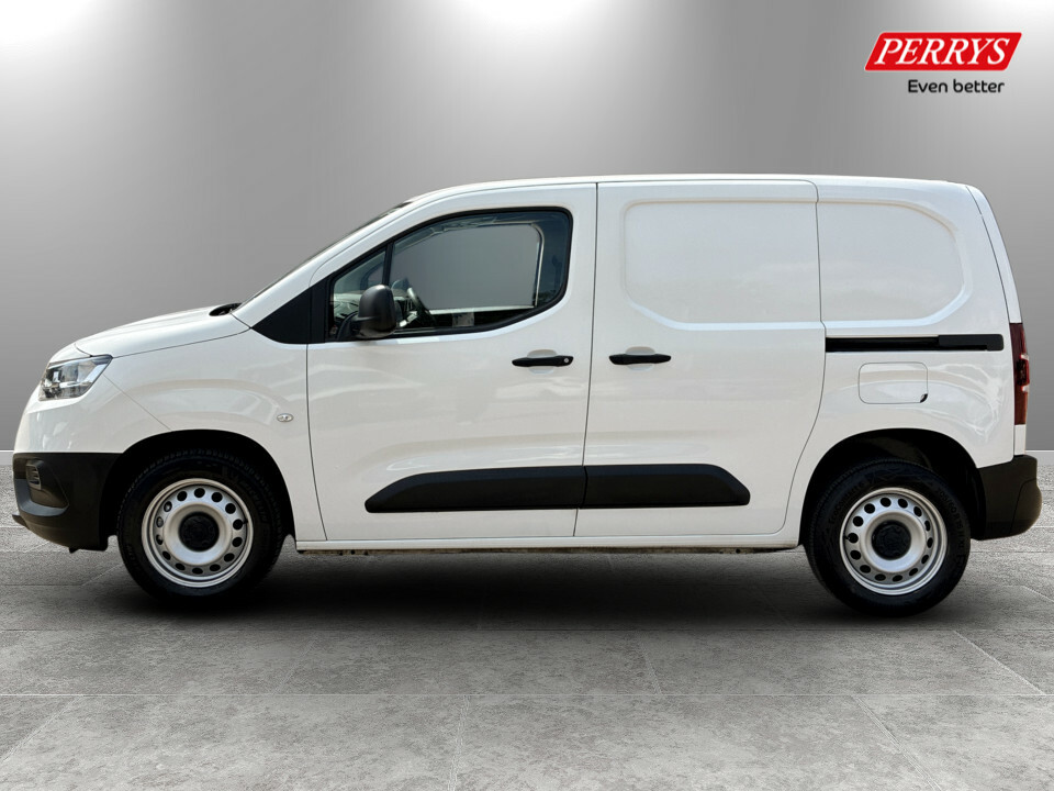 Toyota Proace City 1.5D 100 Active Van 6 Speed CV22MWJ White #4