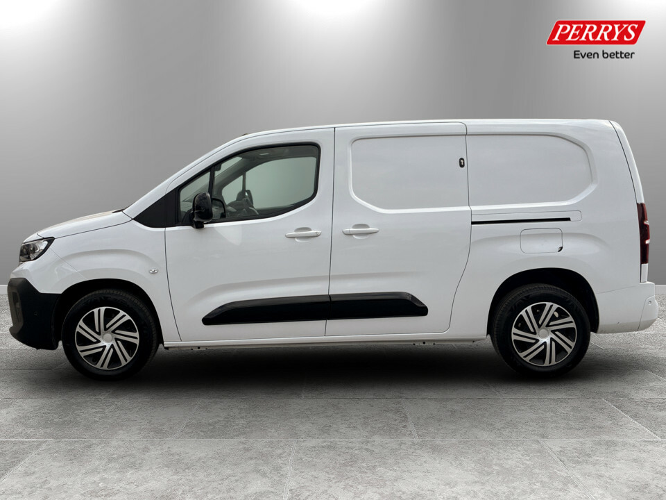 Peugeot Partner 1.5 Bluehdi 100 Asphalt Van KT24JCJ White #4