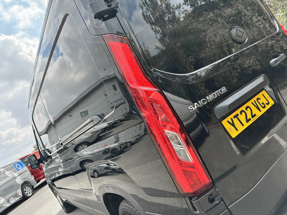 Maxus Deliver 9 2.0 D20 150 High Roof Van White #11