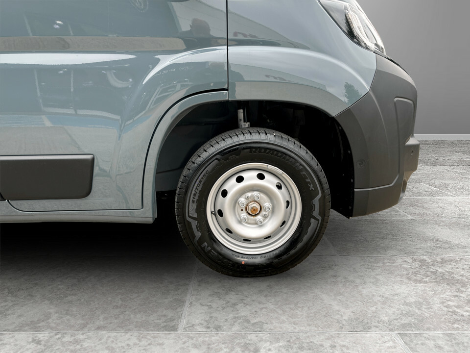 Peugeot Boxer Professional Grey #9