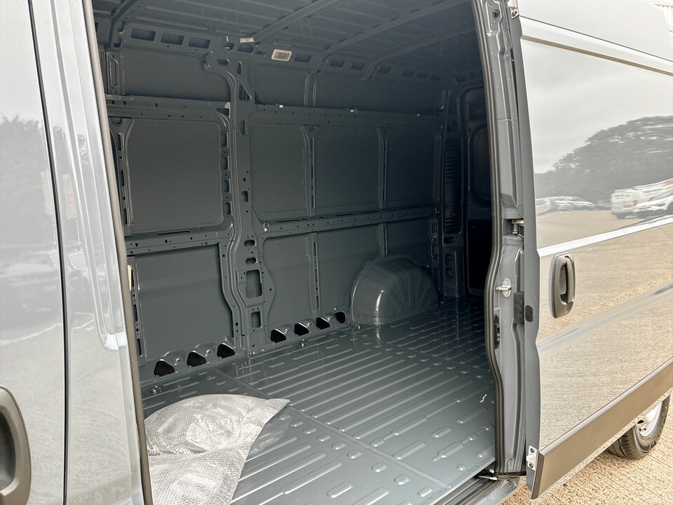 Peugeot Boxer Professional Grey #32