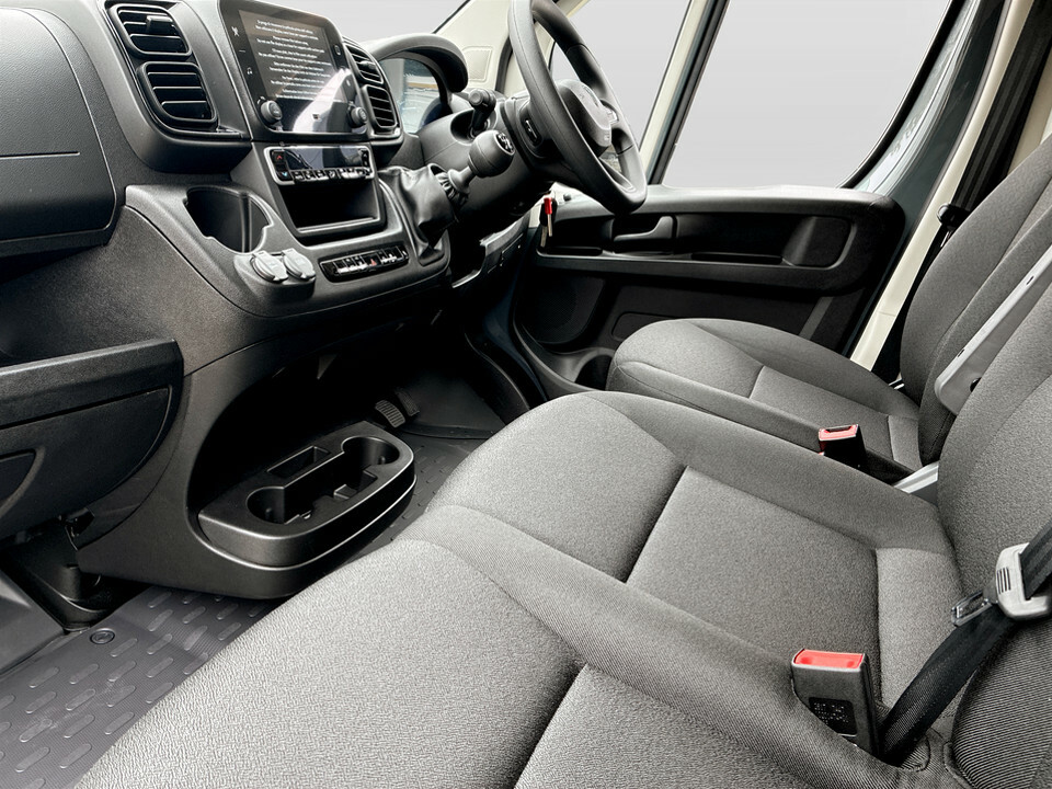 Peugeot Boxer Professional Grey #25