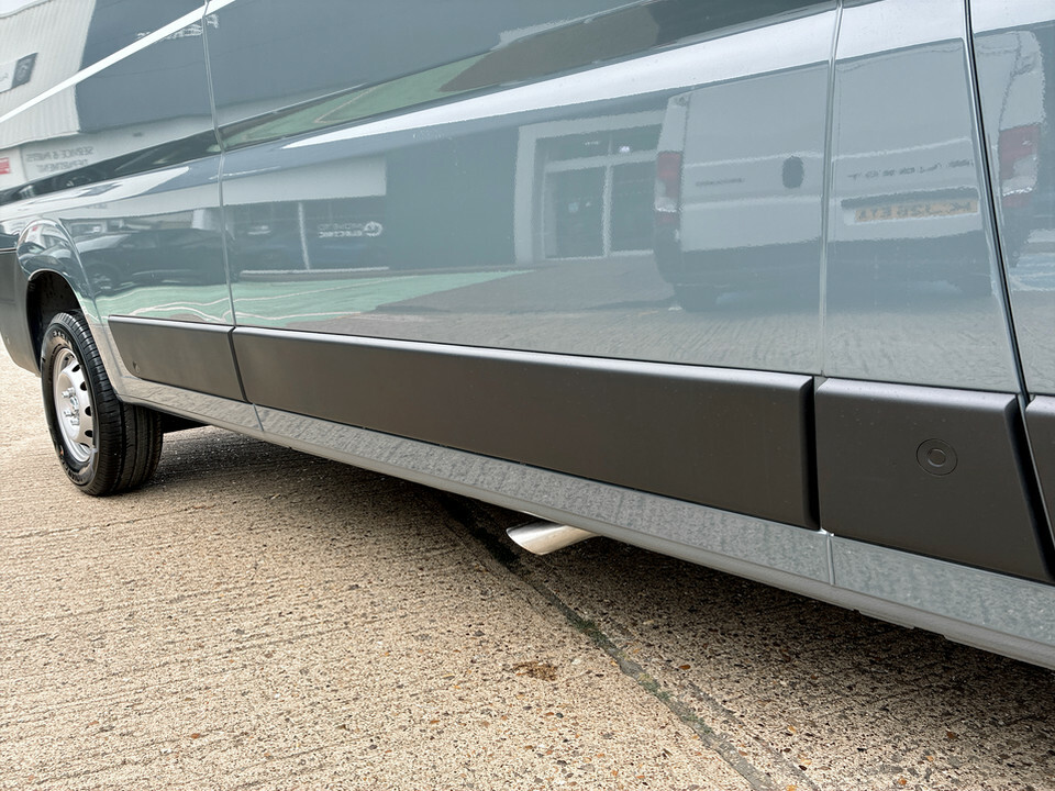 Peugeot Boxer Professional Grey #28