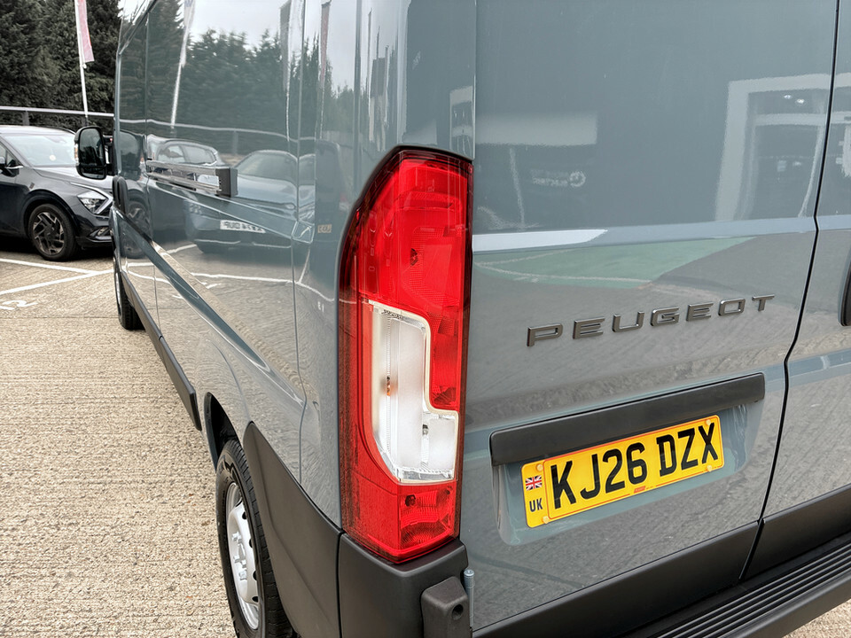 Peugeot Boxer Professional Grey #11