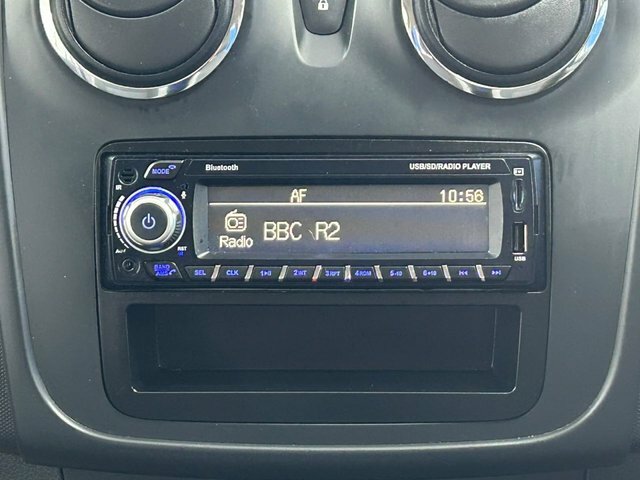 Dacia Sandero 0.9 Laureate Tce 90 Bhp White #16